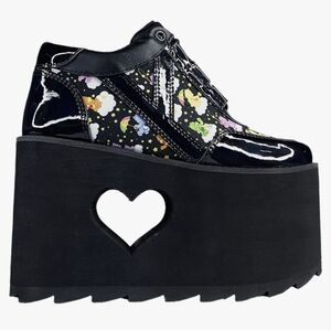 Care Bear platform yru